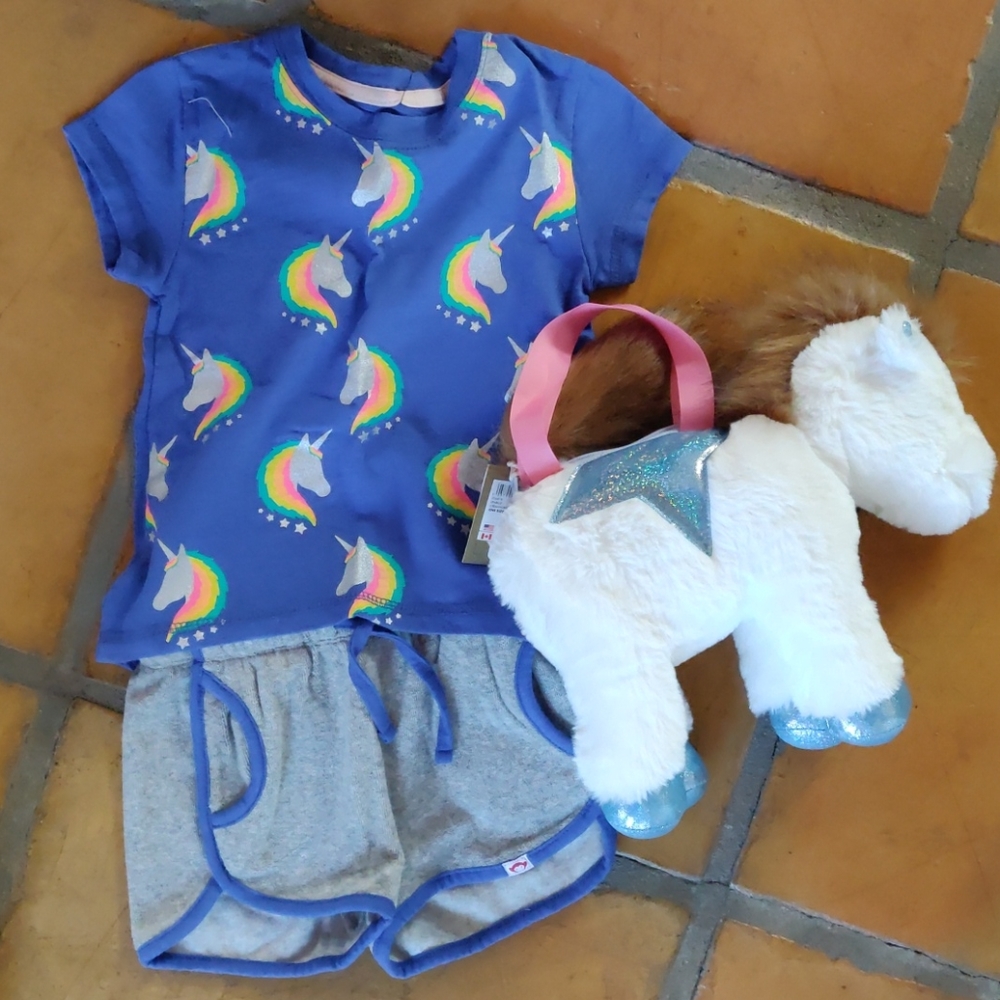 Girls size 4 gift bag